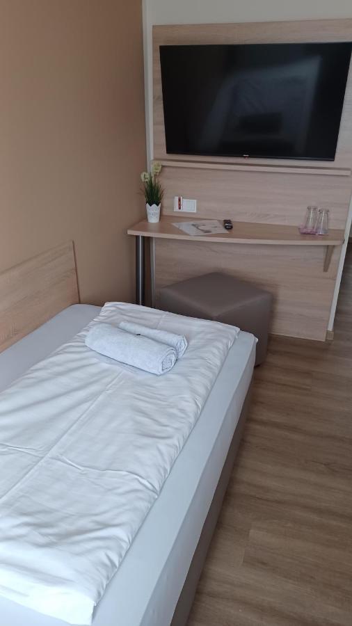 Pension am Stern Leipzig Bagian luar foto